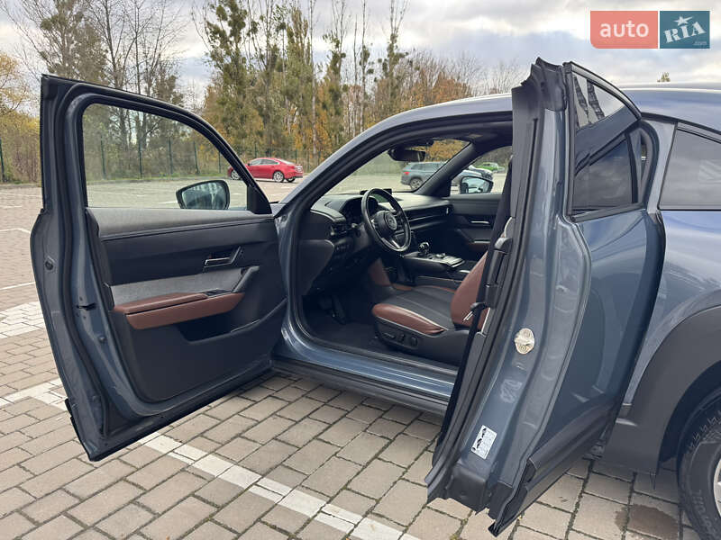 Внедорожник / Кроссовер Mazda MX-30 2021 в Луцке