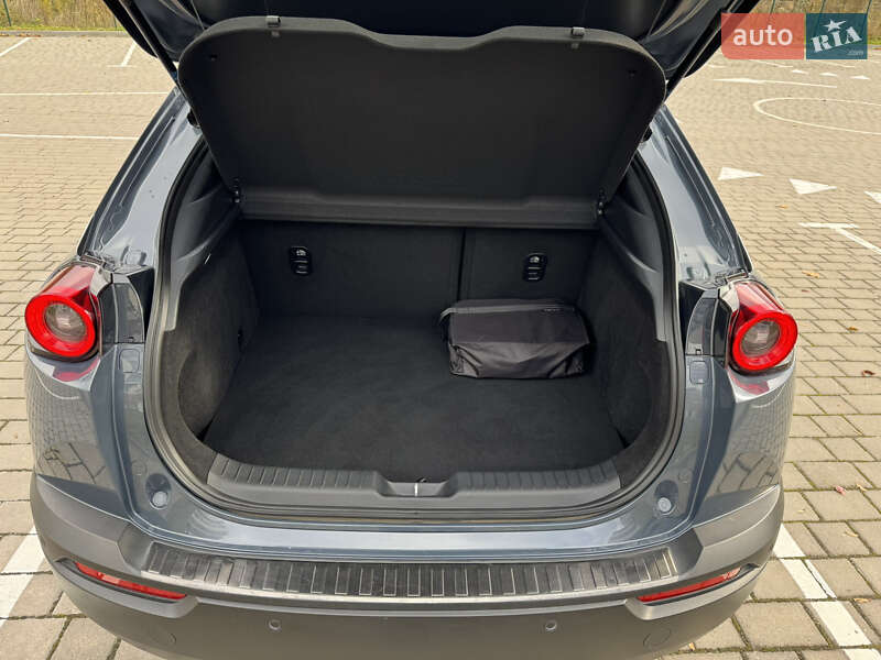 Внедорожник / Кроссовер Mazda MX-30 2021 в Луцке