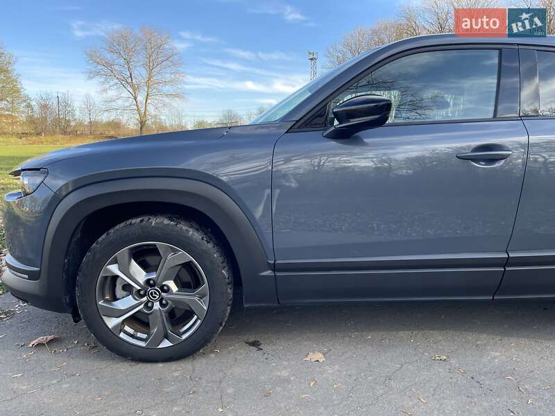 Позашляховик / Кросовер Mazda MX-30 2020 в Хмельницькому