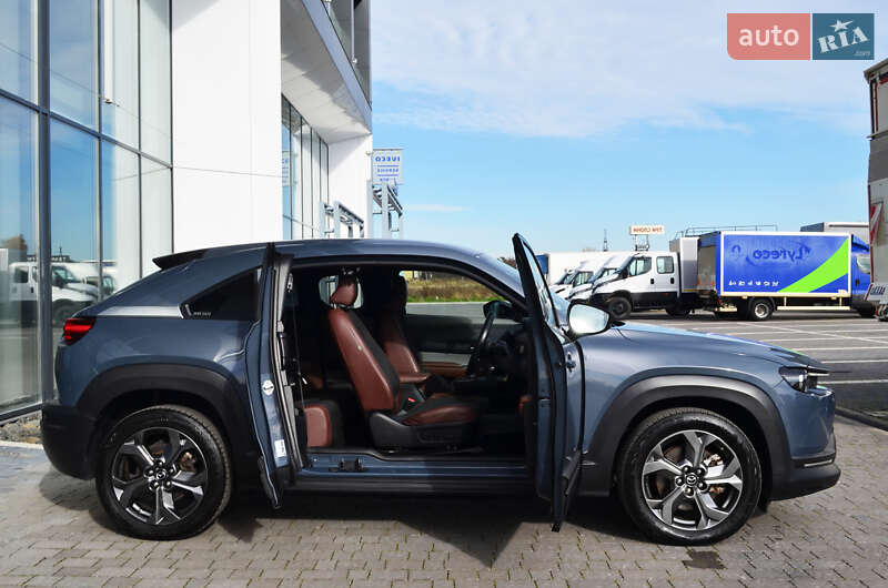 Позашляховик / Кросовер Mazda MX-30 2020 в Львові