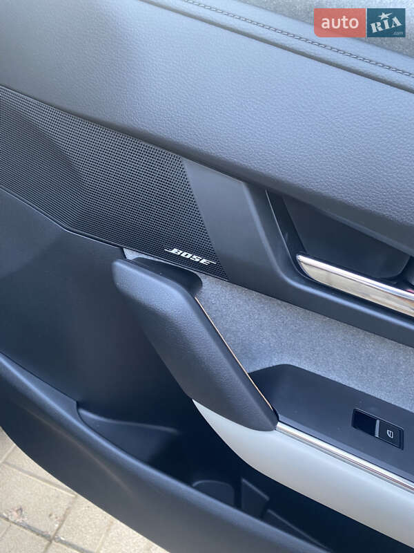 Внедорожник / Кроссовер Mazda MX-30 2021 в Киеве