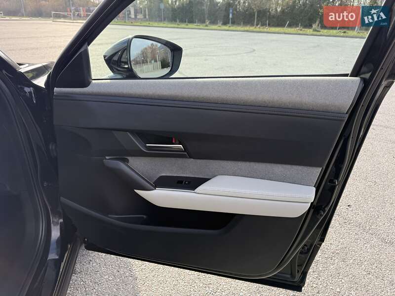 Позашляховик / Кросовер Mazda MX-30 2021 в Львові