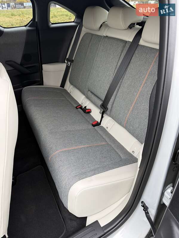 Внедорожник / Кроссовер Mazda MX-30 2021 в Львове