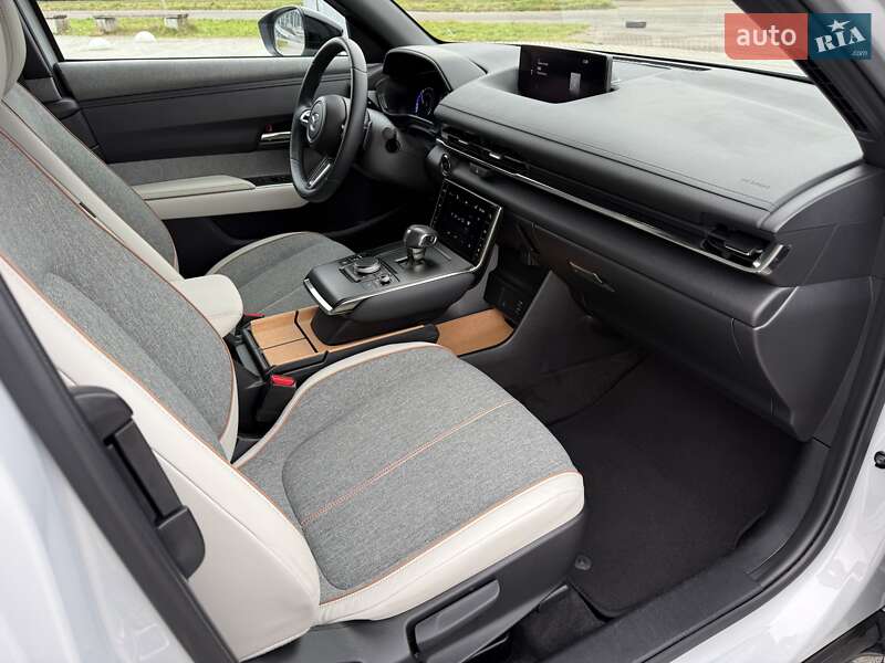 Внедорожник / Кроссовер Mazda MX-30 2021 в Львове