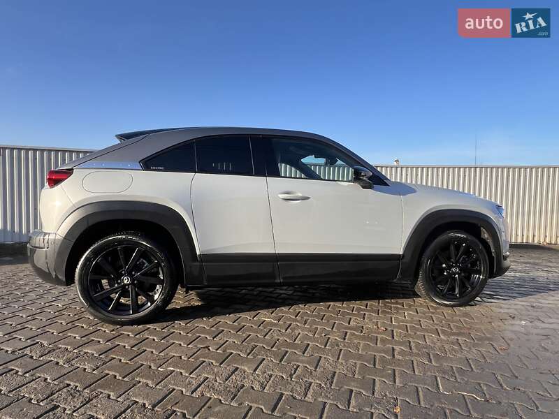 Внедорожник / Кроссовер Mazda MX-30 2020 в Черновцах фото 3 Внедорожник / Кроссовер Mazda MX-30 2020 в Черновцах