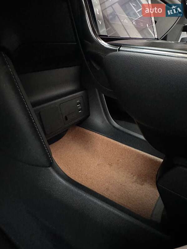 Внедорожник / Кроссовер Mazda MX-30 2022 в Ивано-Франковске