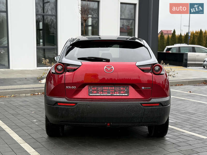 Внедорожник / Кроссовер Mazda MX-30 2020 в Городке