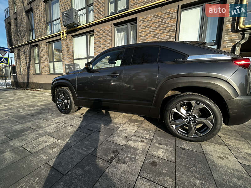 Внедорожник / Кроссовер Mazda MX-30 2021 в Львове