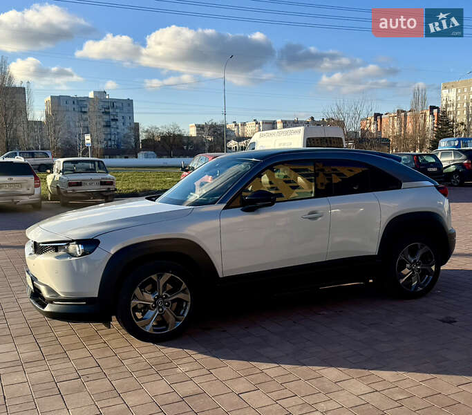 Внедорожник / Кроссовер Mazda MX-30 2020 в Нетешине фото 2 Внедорожник / Кроссовер Mazda MX-30 2020 в Нетешине