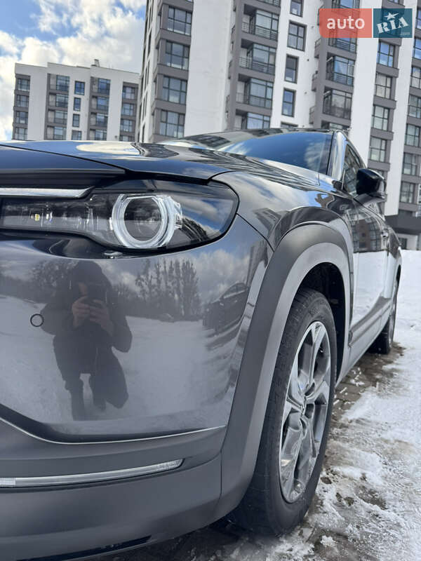 Позашляховик / Кросовер Mazda MX-30 2020 в Луцьку
