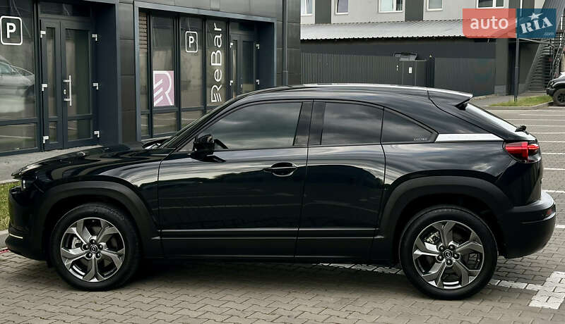 Внедорожник / Кроссовер Mazda MX-30 2021 в Ивано-Франковске