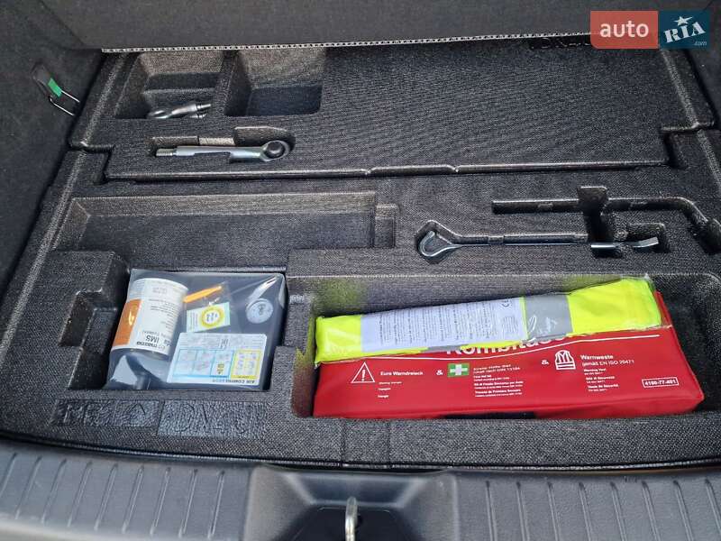 Внедорожник / Кроссовер Mazda MX-30 2020 в Виннице