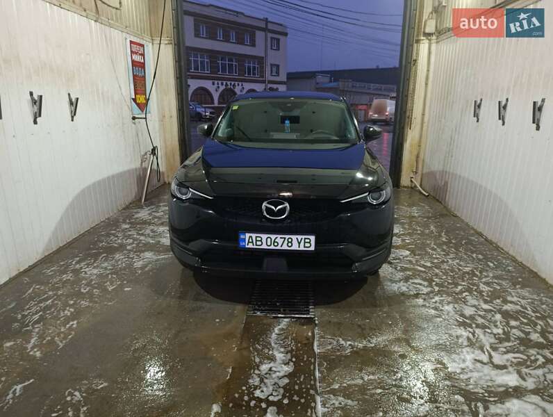 Внедорожник / Кроссовер Mazda MX-30 2020 в Виннице