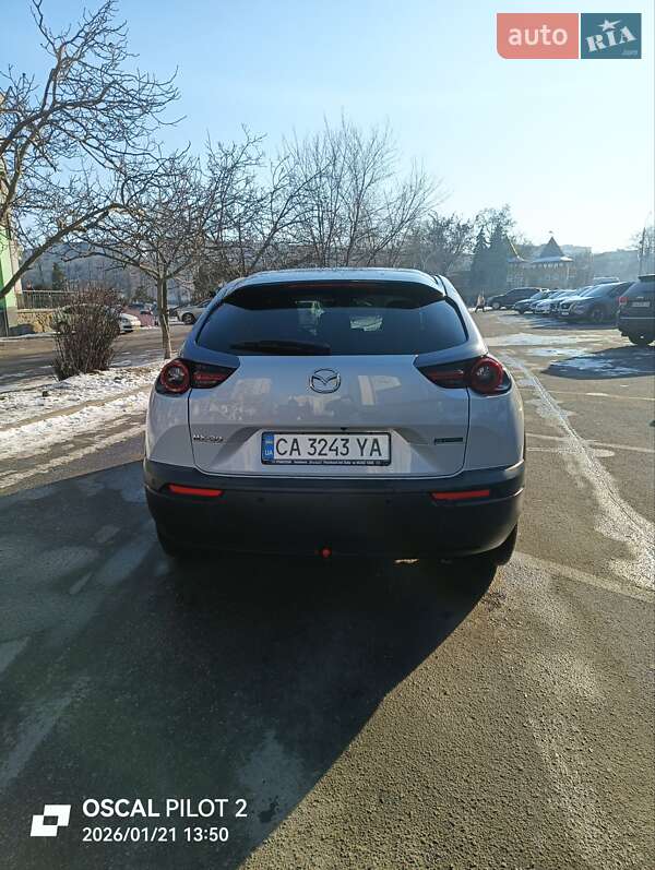 Внедорожник / Кроссовер Mazda MX-30 2020 в Черкассах