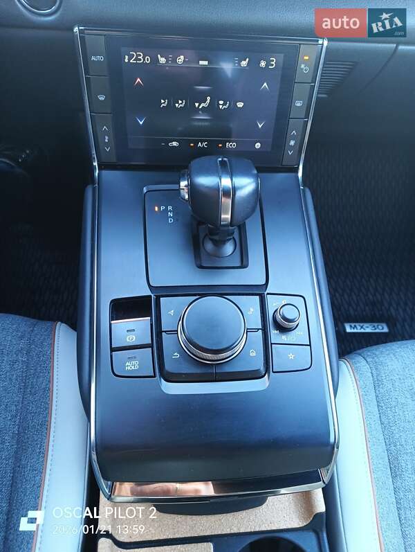 Внедорожник / Кроссовер Mazda MX-30 2020 в Черкассах