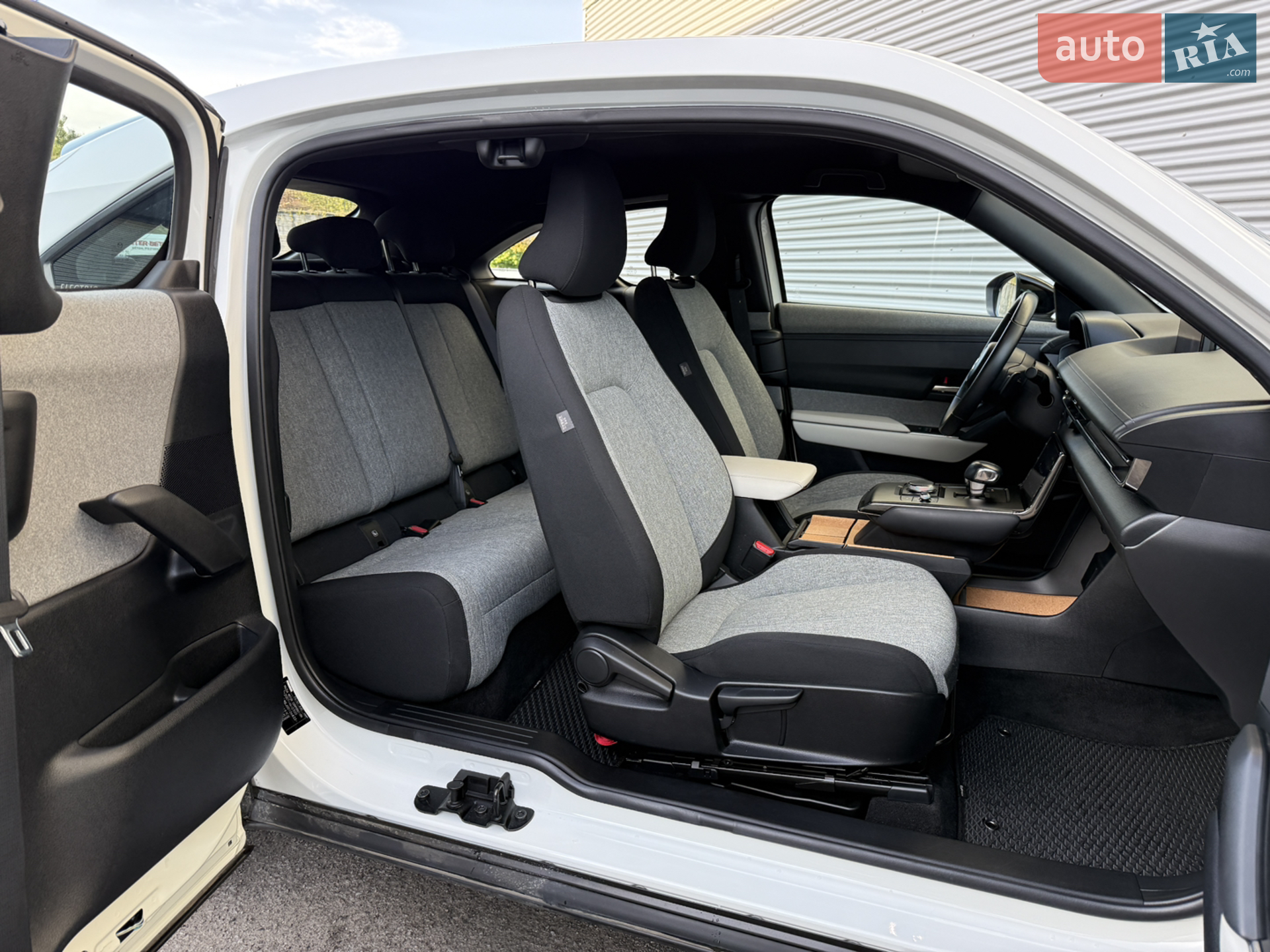 2020 Mazda MX-30 - мініатюра 29