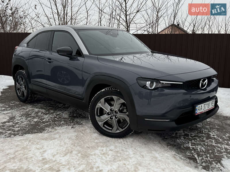 Внедорожник / Кроссовер Mazda MX-30 2020 в Виннице