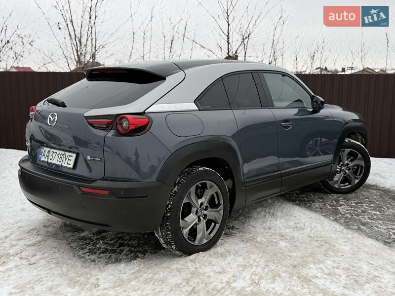 Внедорожник / Кроссовер Mazda MX-30 2020 в Виннице
