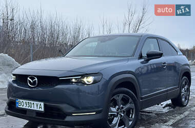 Внедорожник / Кроссовер Mazda MX-30 2020 в Дубно