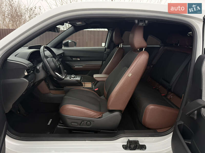 Внедорожник / Кроссовер Mazda MX-30 2020 в Виннице