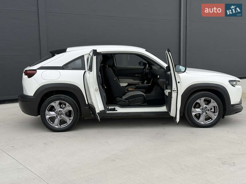 Внедорожник / Кроссовер Mazda MX-30 2021 в Броварах