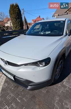 Внедорожник / Кроссовер Mazda MX-30 2020 в Городке