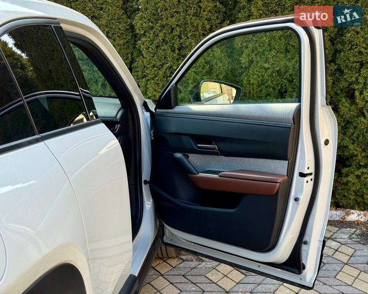 Внедорожник / Кроссовер Mazda MX-30 2021 в Самборе