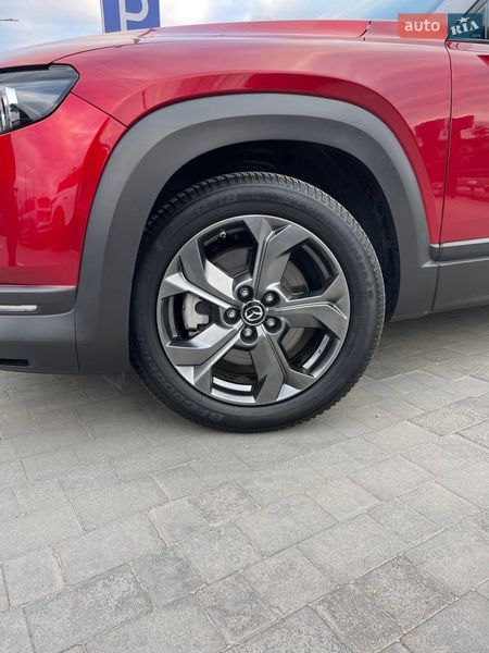 Внедорожник / Кроссовер Mazda MX-30 2020 в Львове