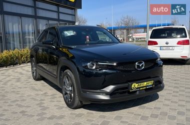 Внедорожник / Кроссовер Mazda MX-30 2020 в Мукачево