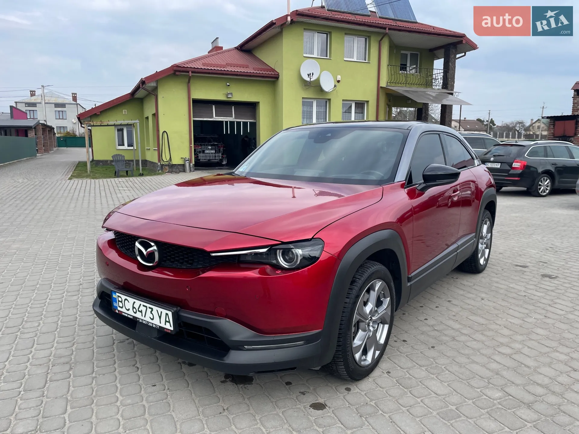 Mazda MX-30 2020 VIN JMZDR1WBJ00102345 фото оголошення 2 з 5