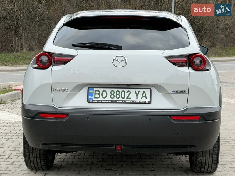 Внедорожник / Кроссовер Mazda MX-30 2020 в Тернополе