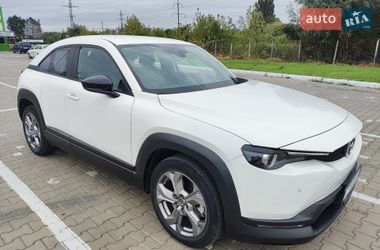 Позашляховик / Кросовер Mazda MX-30 2020 в Чернівцях