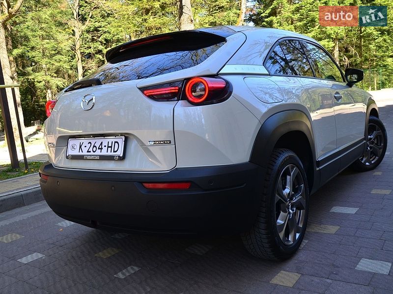 Внедорожник / Кроссовер Mazda MX-30 2021 в Дрогобыче