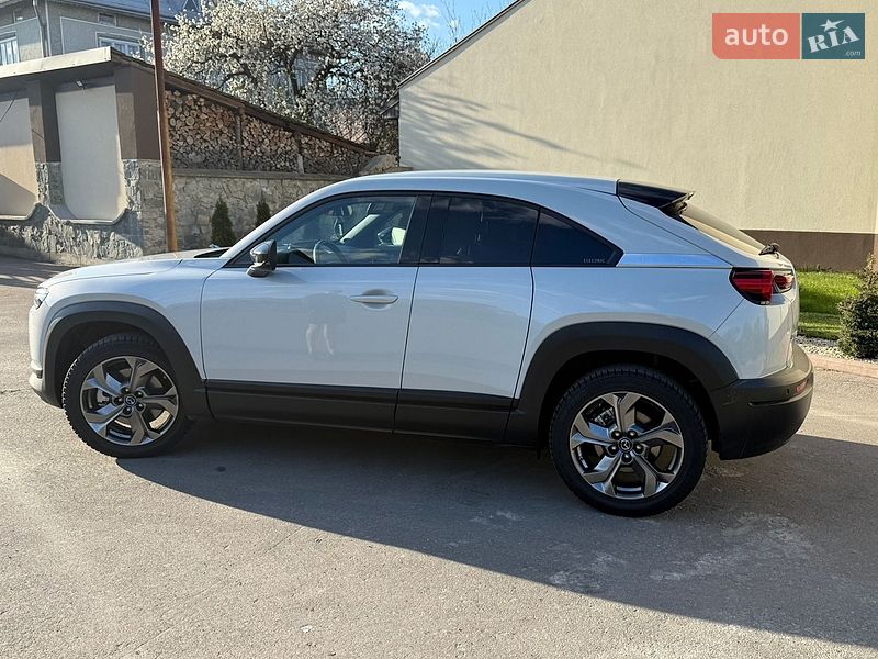 Внедорожник / Кроссовер Mazda MX-30 2020 в Стрые