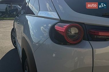 Внедорожник / Кроссовер Mazda MX-30 2020 в Стрые