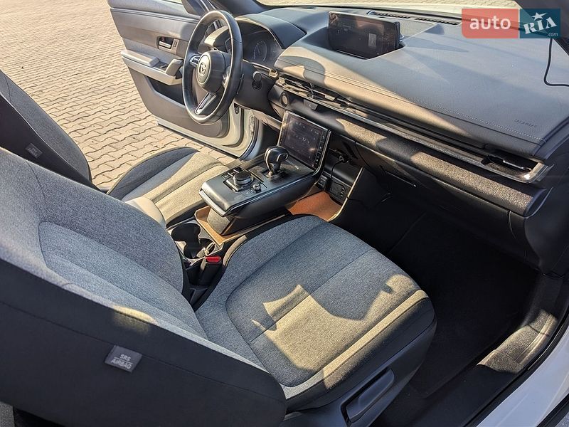 Внедорожник / Кроссовер Mazda MX-30 2021 в Дрогобыче