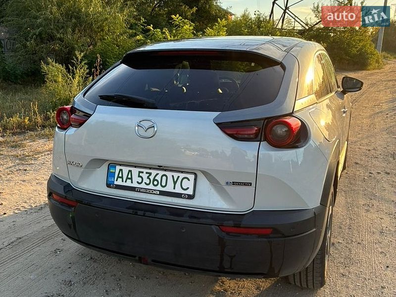 Позашляховик / Кросовер Mazda MX-30 2020 в Києві