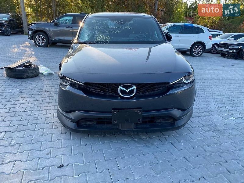 Внедорожник / Кроссовер Mazda MX-30 2023 в Львове