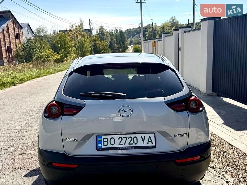 Внедорожник / Кроссовер Mazda MX-30 2020 в Трускавце