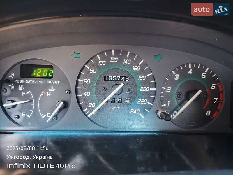 Купе Mazda MX-3 1993 в Ужгороде