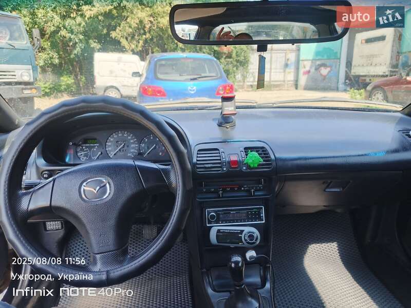 Купе Mazda MX-3 1993 в Ужгороде