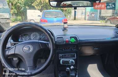 Купе Mazda MX-3 1993 в 