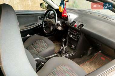 Купе Mazda MX-3 1991 в 