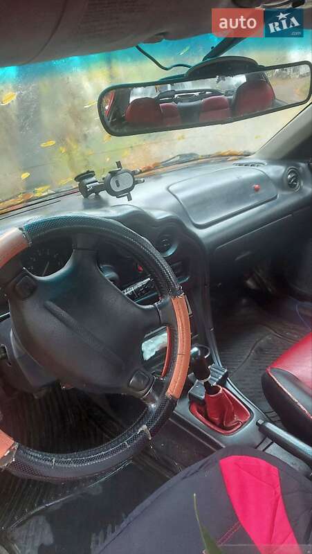 Купе Mazda MX-3 1997 в Дніпрі