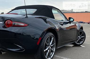 Родстер Mazda MX-5 2016 в Києві