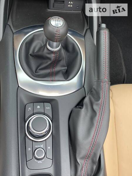 Родстер Mazda MX-5 2016 в Києві