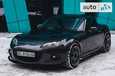 Кабриолет Mazda MX-5 2015 в Львове