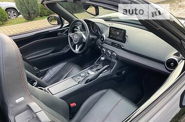 Родстер Mazda MX-5 2017 в 