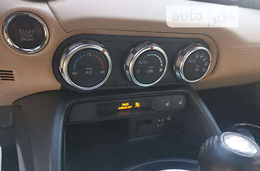 Родстер Mazda MX-5 2015 в 