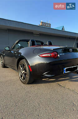 Родстер Mazda MX-5 2018 в 